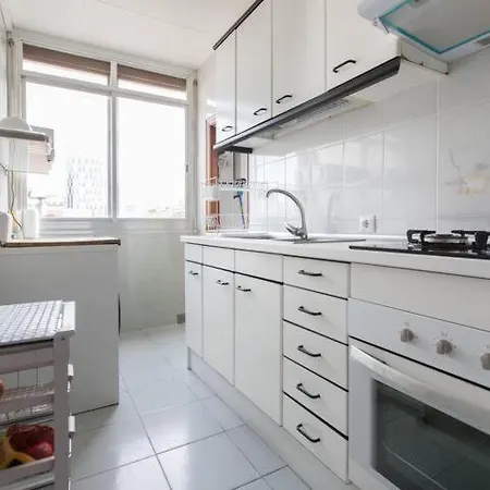 Modern Pad In A Great Old Barrio Apartamento Barcelona