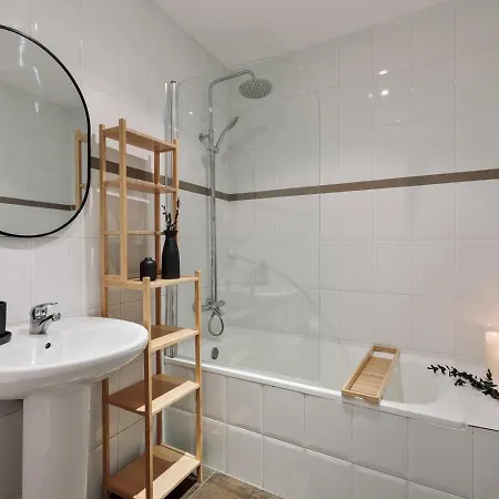 Canet - 1 Bedroom In Ciutat Vella *