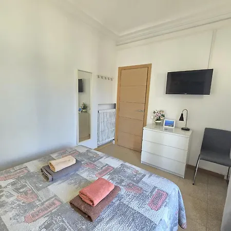 Nuevo Balmes Bed & Breakfast