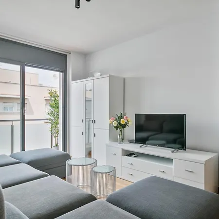 Apartment Penthouse With Terrace In Poblenou *