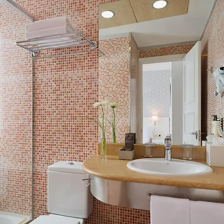 H10 Raco Del Pi Hotel Barcelona