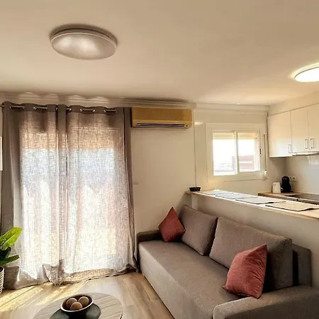 Bcn Central-atico Sants Apartment *