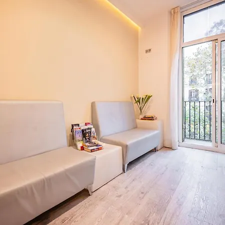 Guest house Standbyme Ramblas Barcelona