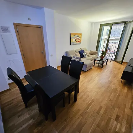 Near Ramblas 3 Flat Min 32 Days Parking Optional *
