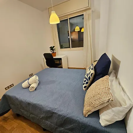 Apartment Near Ramblas 3 Flat Min 32 Days Parking Optional Barcelona