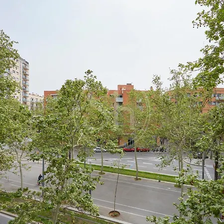 Comodo En Diagonal Barcelona