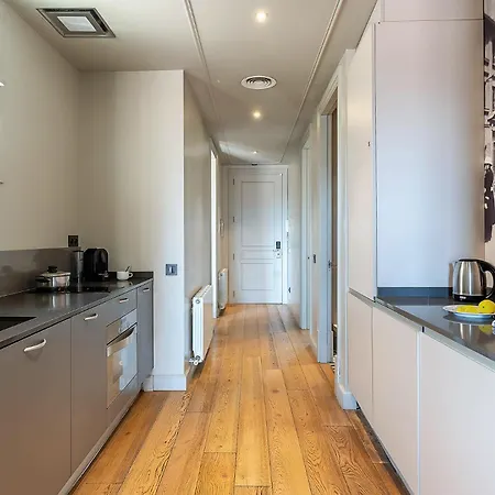 Apartment Ab Casa Saltor One