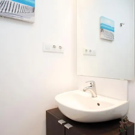 Gracia Travesera 2 Bedrooms Renovated * Barcelona