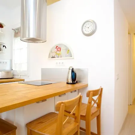 Gracia Travesera 2 Bedrooms Renovated Barcelona