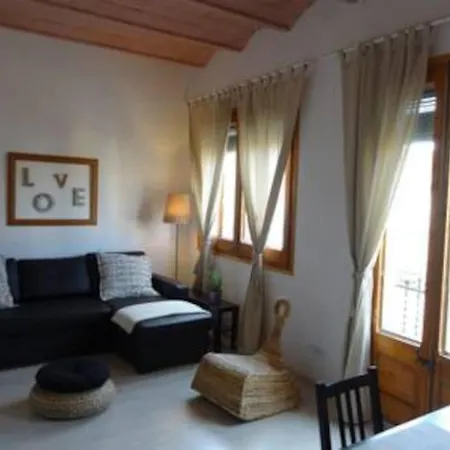 Gracia Travesera 2 Bedrooms Renovated Apartment