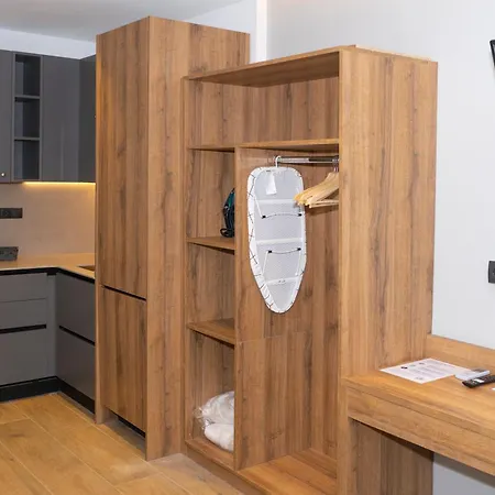 Monturiol Apartment