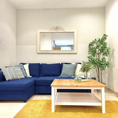 Cozy 7p With Terrace * Barcelona