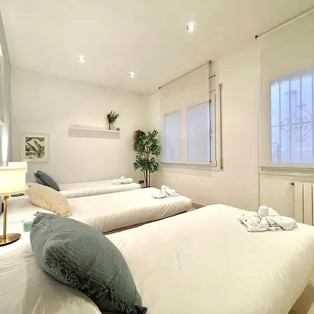 Cozy 7p With Terrace Apartment Barcelona
