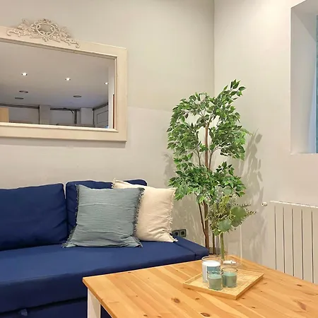 Cozy 7p With Terrace Barcelona