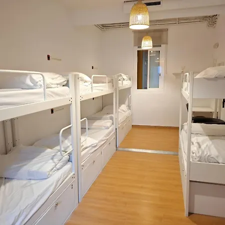Mediterranean Hostel *