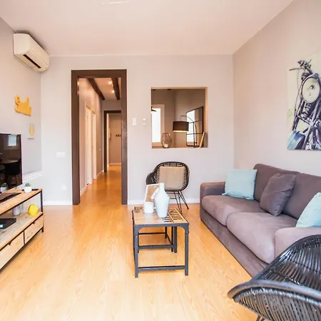44mal1084- Bright 2br *