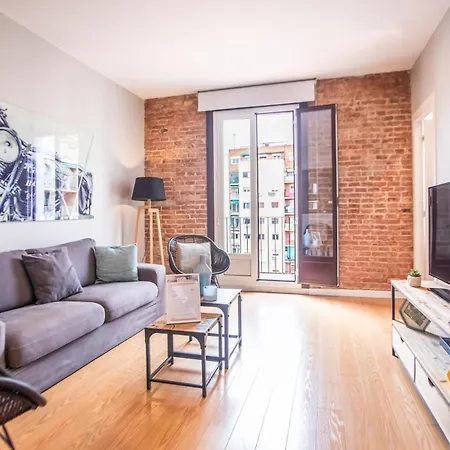 44mal1084- Bright 2br
