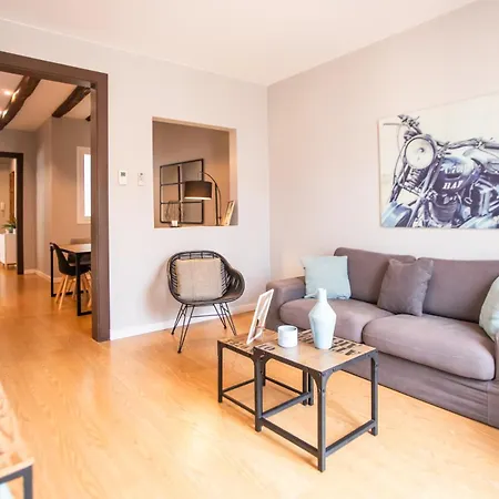 Apartment 44mal1084- Bright 2br *
