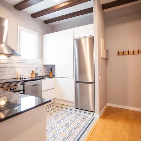 Apartment 44mal1084- Bright 2br *