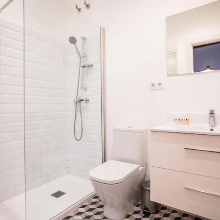 44mal1084- Bright 2br *