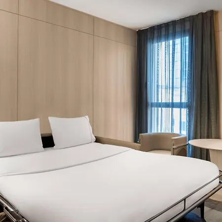Ac Sants By Marriott Hotel 4*