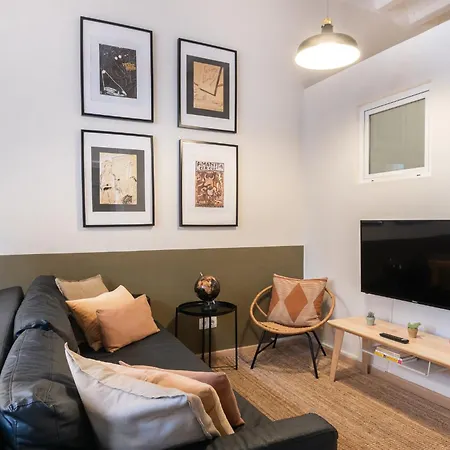 Oasis With A Sunny Terrace In The Heart Of Gracia *