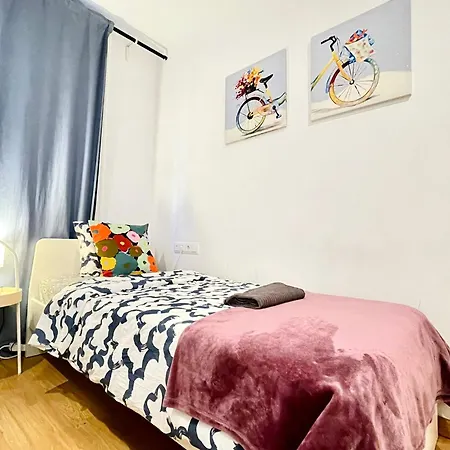 Sharing Flats In Gotico Barcelone