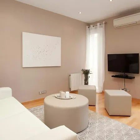 Gran Via Modern And Bright 3bd With Terrace * Barcelona