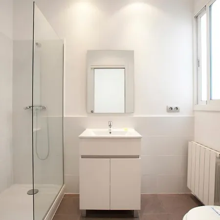 Gran Via Modern And Bright 3bd With Terrace Apartment
