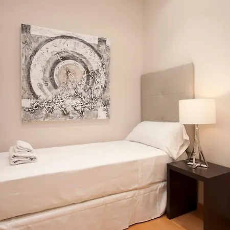 Apartment Gran Via Modern And Bright 3bd With Terrace Barcelona