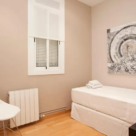 Gran Via Modern And Bright 3bd With Terrace Apartment