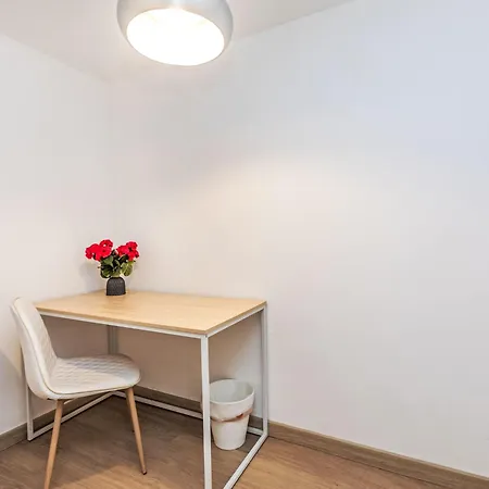 Eixample Dret Arago Roger De Lluria By Interhome Apartment