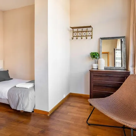 Elegant 3-bedroom In The Heart Of Bcn Barcelona