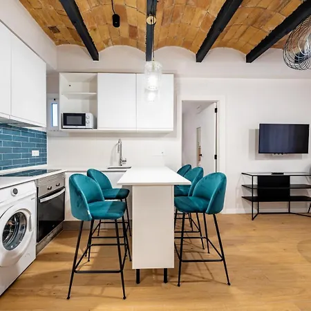 Apartment Bebarceloner Eixample - 4 Bedrooms