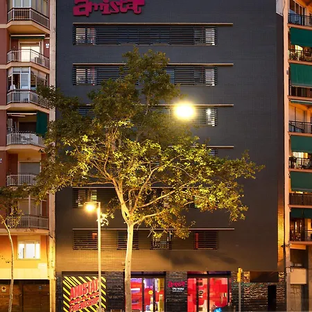 Amistat Hostel *