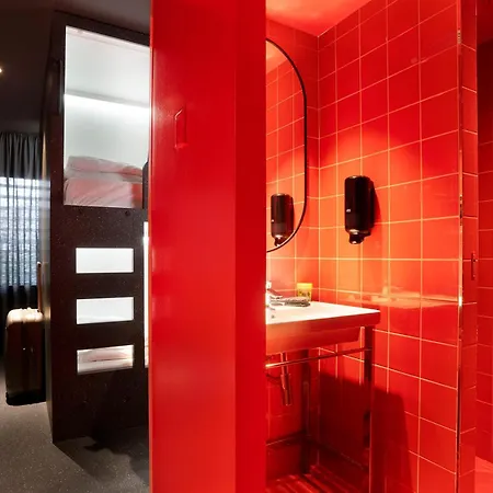 Amistat Hostel *