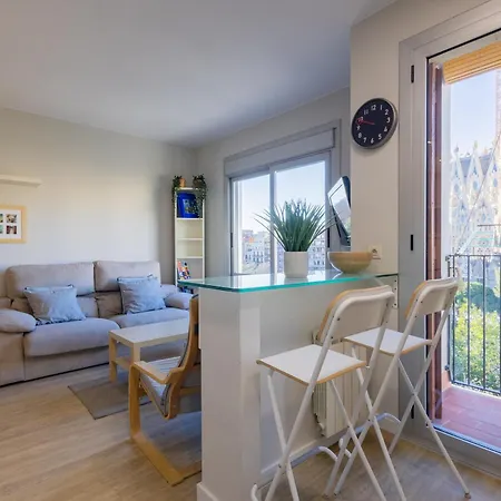 Housalia Sagrada Familia Views Apartment