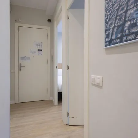 Apartment Housalia Sagrada Familia Views *