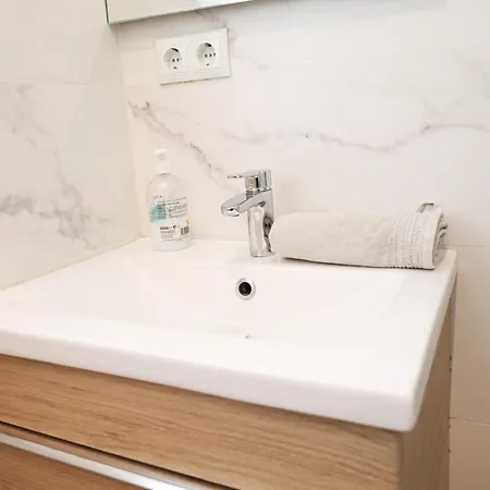 Cozy Near The Camp Nou Stadium