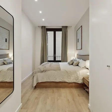 Praiano - 2 Bedrooms, Balcony And Terrace In Ciutat Vella Apartment