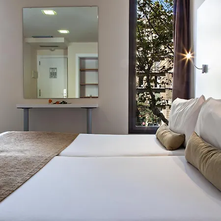 Bcn Urbaness Del Comte ホテル 2*