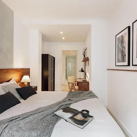 Apartment Ebre - 1 Bedroom And Balcony In Eixampre Esquerre *