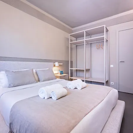 Sweett - Gaudi Avenue Apartment Barcelona