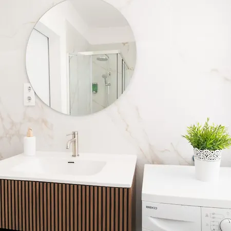 Apartamento Atico Sagrada Familia *