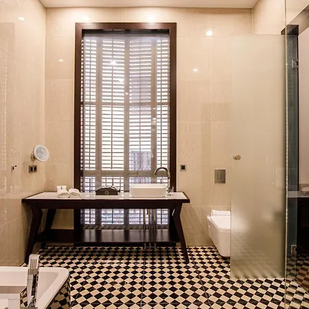 Beautiful Cosy Modern ,19th Century Building * Barcelona