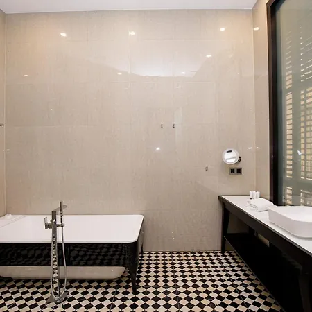 Apartment Beautiful Cosy Modern ,19th Century Building Barcelona
