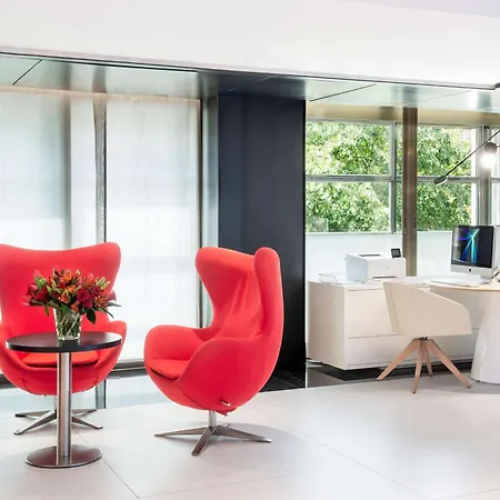 Отель Nh Collection Gran Calderon 5*