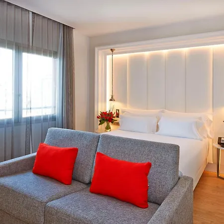 Отель Nh Collection Gran Calderon 5*