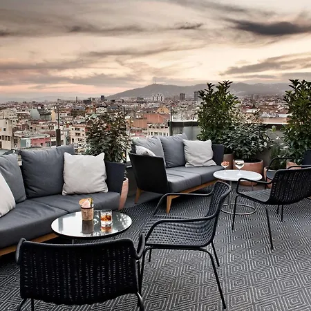 Отель Nh Collection Gran Calderon