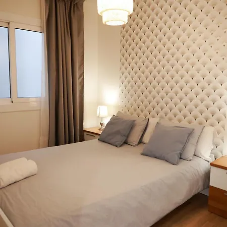 Amazing Sea And Sagrada Familia Views Homey Apartman